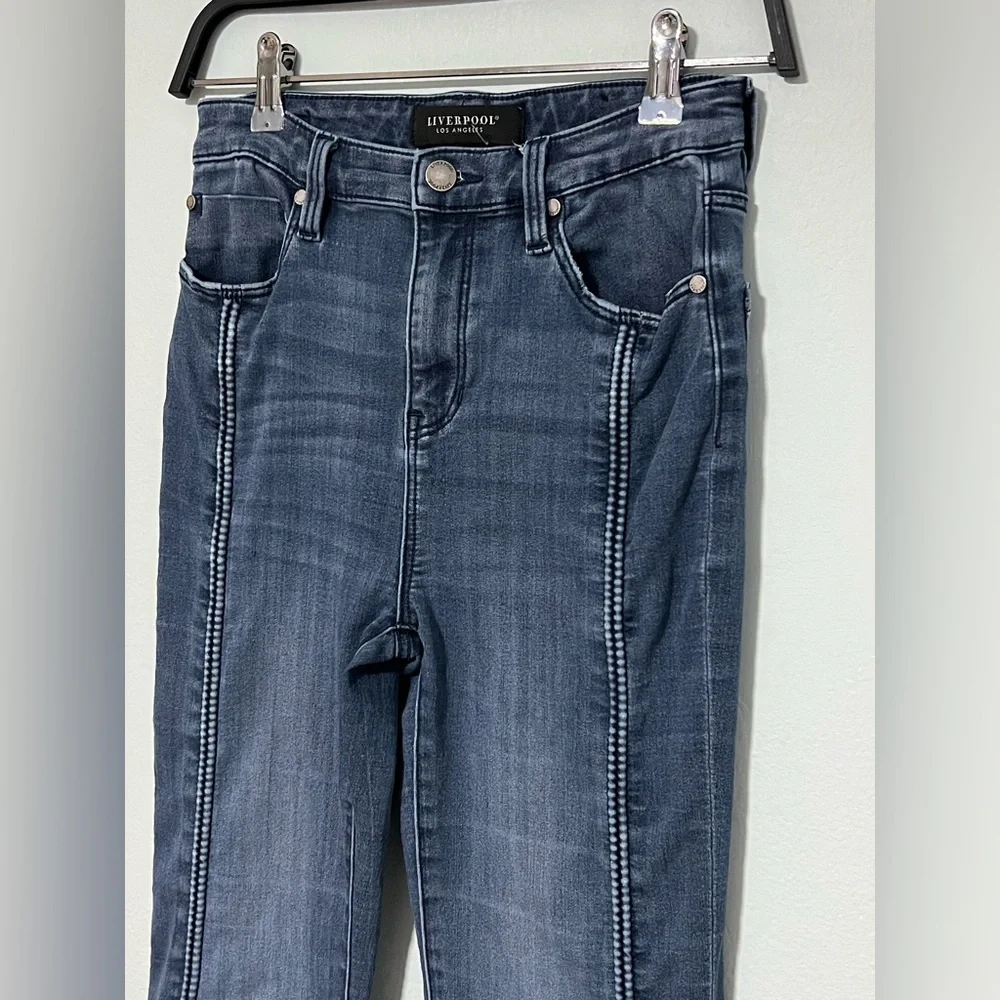 LIVERPOOL Los Angeles Rio Grande High Rise Stretch Flare Jeans - 2/26 - Picture 3 of 7